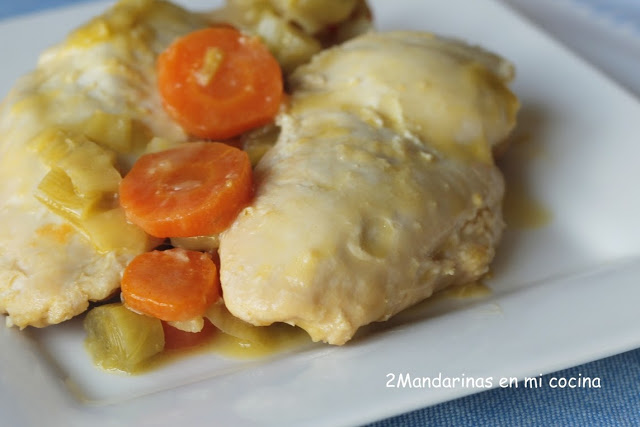 Pollo al limón con puerro y zanahoria enriquecido con Avecrem