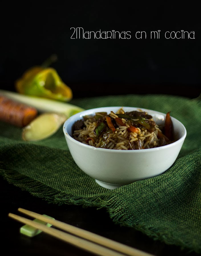 MomentoSundãriThai. Wok de ternera con verduras y arroz Thai Jasmine -  2mandarinas en mi cocina